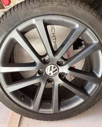 Set cerchi 18” VW e gomme invernali 225/40/18