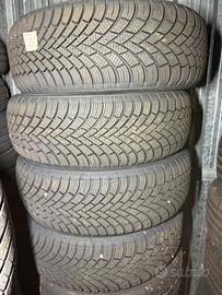 Gomme semi nuove