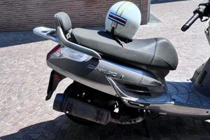 SCOOTER KIMCO DINK 200