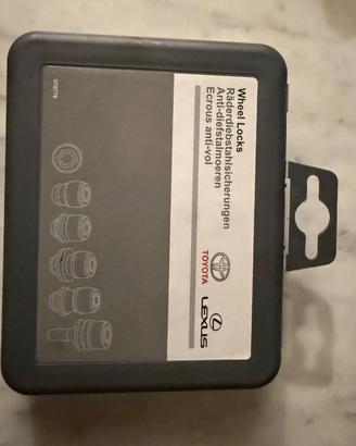 dadi antifurto per Toyota