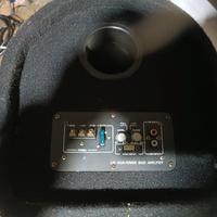 subwoofer amplificato