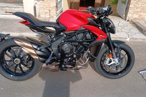 brutale dragster anno 2023  1860km  accet permuta 