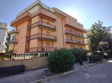 Immobile in asta di 2457 m² con più di 5 locali a 