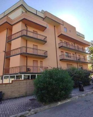 Immobile in asta di 2457 m² con più di 5 locali a 