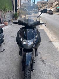 Piaggio Beverly 125