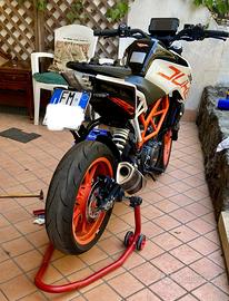 KTM Duke 390