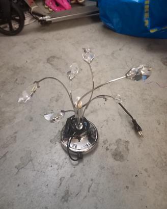 lampadario più lampade da comodino