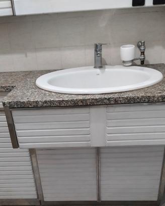 mobile bagno con lavandino 