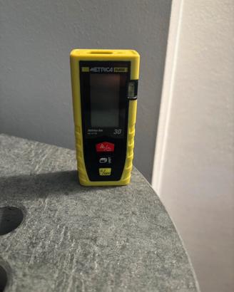 Misuratore laser metrica flash one botton
