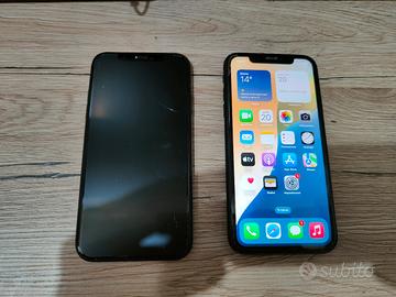 due iPhone xr per ricambi
