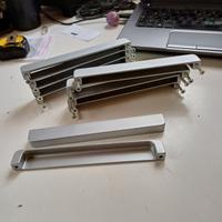 10 maniglie tiretti per cassetto o anta PAMAR