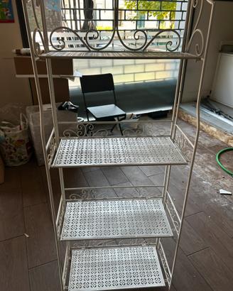Scaffale portaoggetti