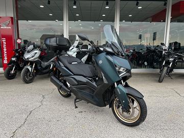 Yamaha X-Max 300 TECH MAX