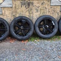 gomme da neve  e cerchi misura 205/60/16"