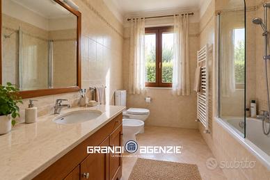 App. Trevignano bi-camere Piano Terra