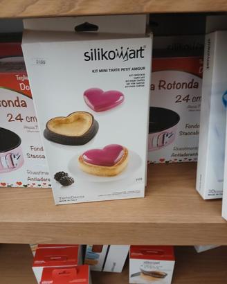 stampo per crostate moderne cuore silikomart