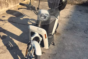 Scoter Askoll