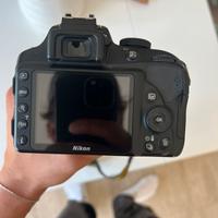 Macchina fotografica nikon 3300