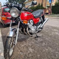 Honda foour cb 750 k