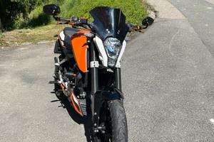 KTM duke 125 2011