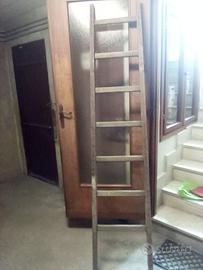 scala in legno