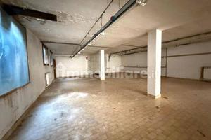 Immobile di 400 m² a Casazza