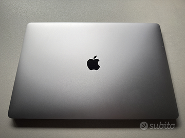 MacBook Pro 16” i7 Touchbar 16gb ram/512 ssd
