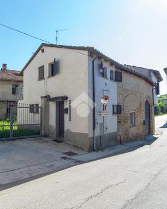 CASA INDIPENDENTE A VIGNALE MONFERRATO