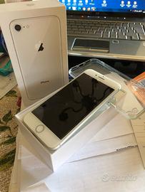Apple iPhone 8 + accessori originali
