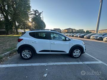 Dacia Sandero Stepway III Expression TCe 100 ECO-G
