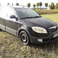 Ricambi per Skoda Roomster 1.4 16v Anno 2007