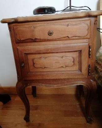 COMODINO BAROCCO IN LEGNO