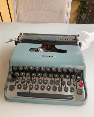 Olivetti lettera 22