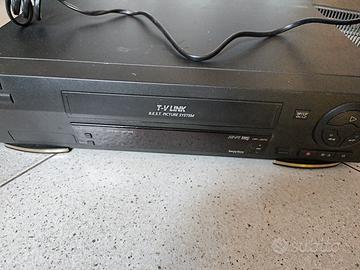 Videoregistratore di cassette Vhs JVC HR-J672EU