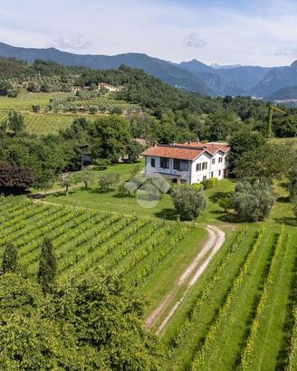 CASA INDIPENDENTE A PUEGNAGO SUL GARDA
