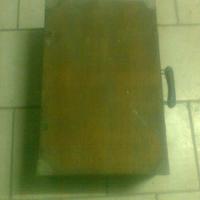 Valigia in legno antica