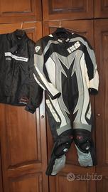 Tuta intera moto guanti Dovizioso e stivali carbon