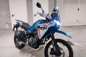 CF MOTO 450MT