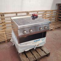 1BA FORNELLO PROFESSIONALE INDUZIONE 4 PIASTRE