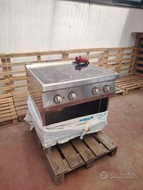1BA FORNELLO PROFESSIONALE INDUZIONE 4 PIASTRE