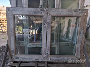 Finestra Pvc Salamander Stock