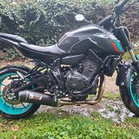 Yamaha MT-07 (2023+) – Solo 5.900 km 6.500€