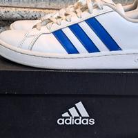 Adidas Grand court 
