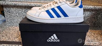 Adidas Grand court 