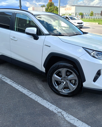 Toyota Rav4 Fullhybrid 2wd Dynamic