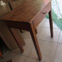 VECCHIO TAVOLINO TAVOLO IN ABETE