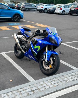 Yamaha R1