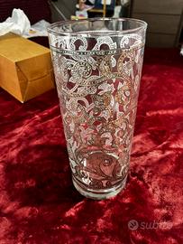 Egizia, vaso in vetro soffiato e argento