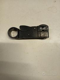 Pinza spelacavo X Cavi Elettrici. Buone condizioni