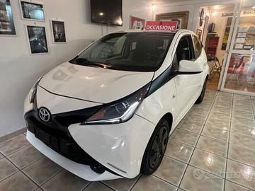 Toyota Aygo NEOPATENTATI FINANZIAMENTI